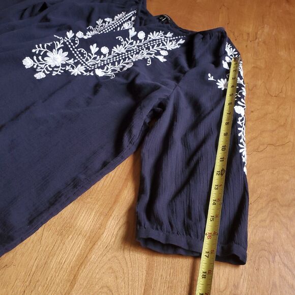 Talbots Embroidered Peasant Blouse XL Blue White Boho Cottagecore 3/4 Sleeve - Picture 9 of 10